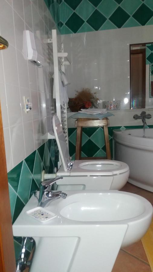 B&B Su Biancu - Sardinian Experience Urzulei Esterno foto