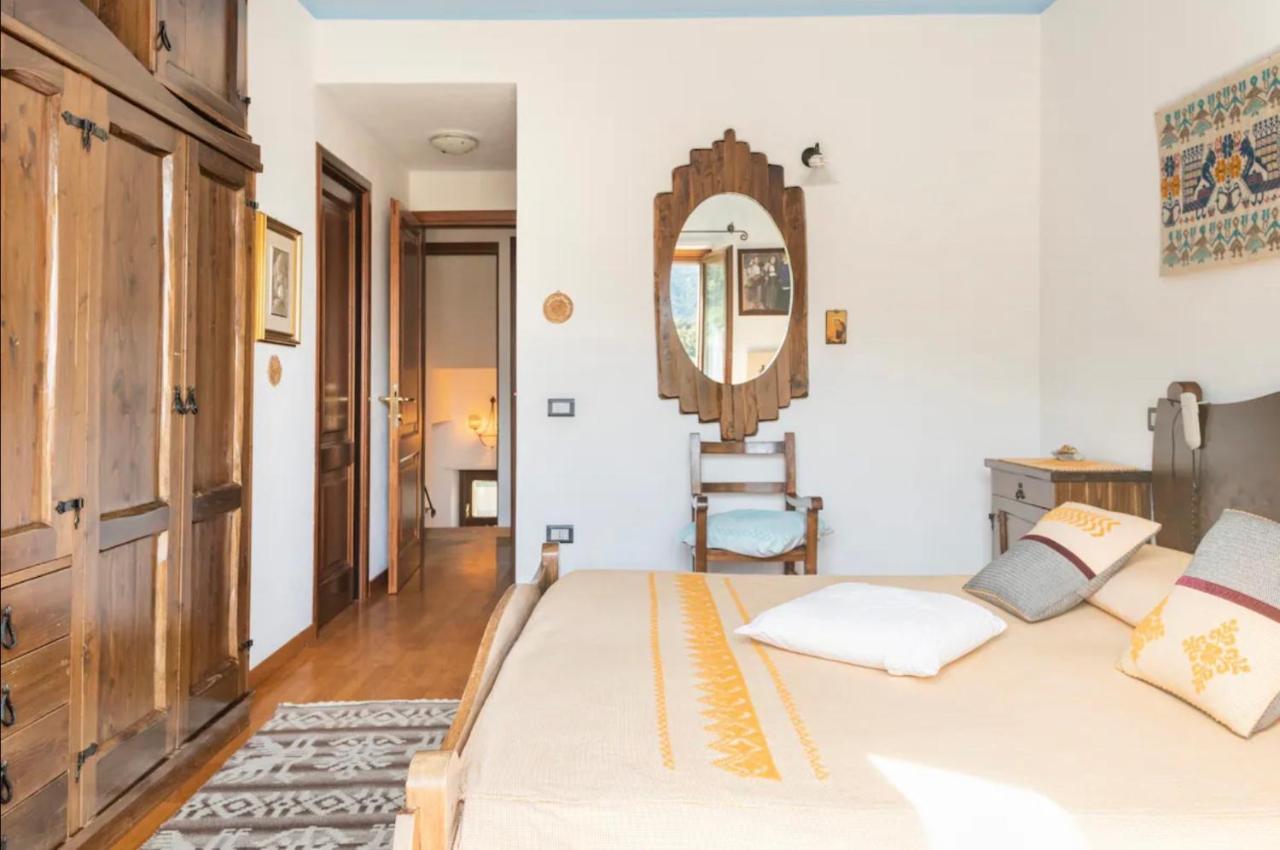 B&B Su Biancu - Sardinian Experience Urzulei Esterno foto