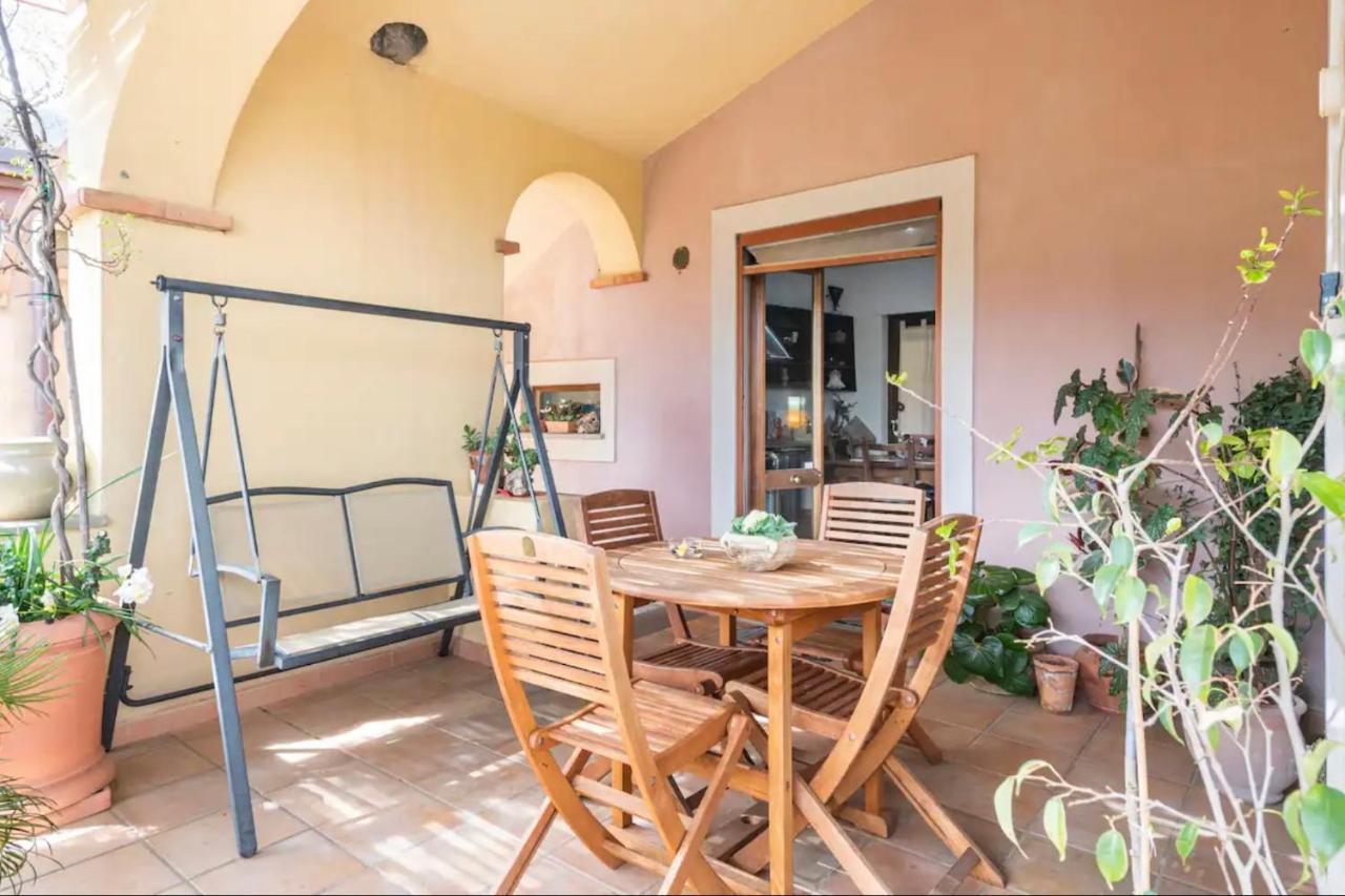 B&B Su Biancu - Sardinian Experience Urzulei Esterno foto